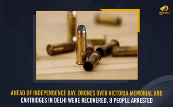 Ahead Of Independence Day Drones Over Victoria Memorial And Cartridges In Delhi Were Recovered 8 People Arrested, Ahead Of Independence Day 8 People Arrested, Ahead Of Independence Day Drones Over Victoria Memorial And Cartridges In Delhi Were Recovered, Drones Over Victoria Memorial, Delhi on High Alert After Police Recovers Huge Amount of 2000 Live Cartridges Ahead of Independence Day, Police Recovers Huge Amount of 2000 Live Cartridges Ahead of Independence Day, Delhi on High Alert, Police Recovers Huge Amount of 2000 Live Cartridges, 2000 Live Cartridges, 75th Independence Day, Independence Day, Independence Day Celebrations, Big terror attack plot In Delhi, Delhi News, Delhi Latest News, Delhi Latest Updates, Delhi Live Updates, 2200 ammunition, Mango News,